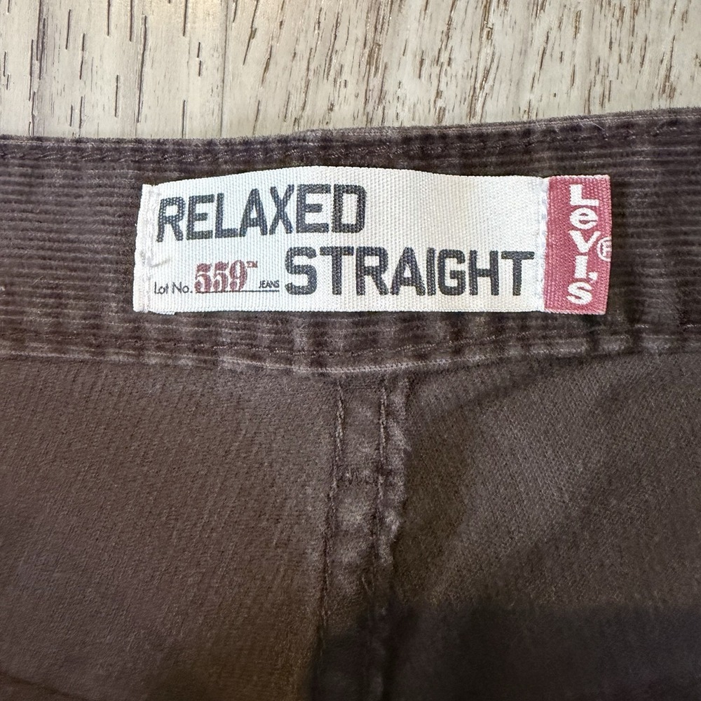Vtg Levis 559 Corduroy Jeans Brown Relaxed Fit Straight Red Tab Y2K 32x30 HK - Picture 9 of 11